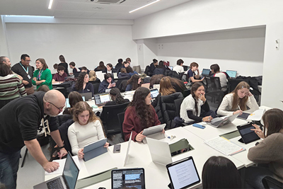 Die 11. Klasse besuchte die Universität Torcuato Di Tella