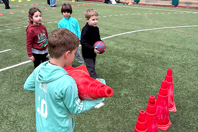 Kermesse del PAS en el campo de deportes