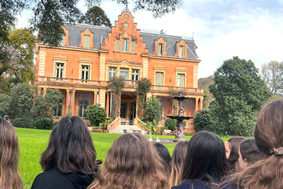 Die 9. Klasse besuchte Villa Ocampo